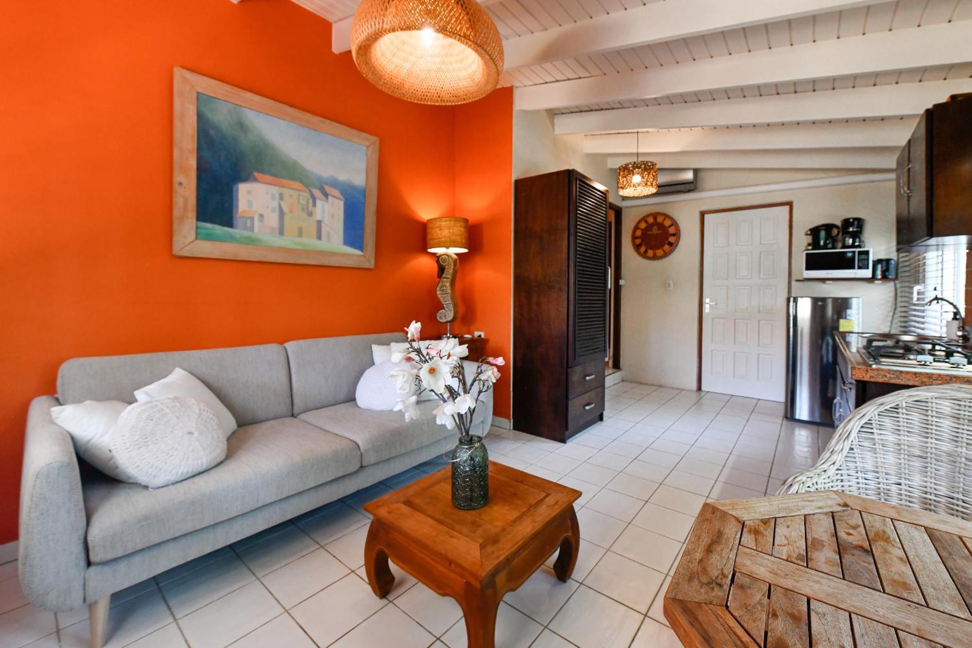 Brisas Studio Apartments (Adults Only) パームビーチ エクステリア 写真