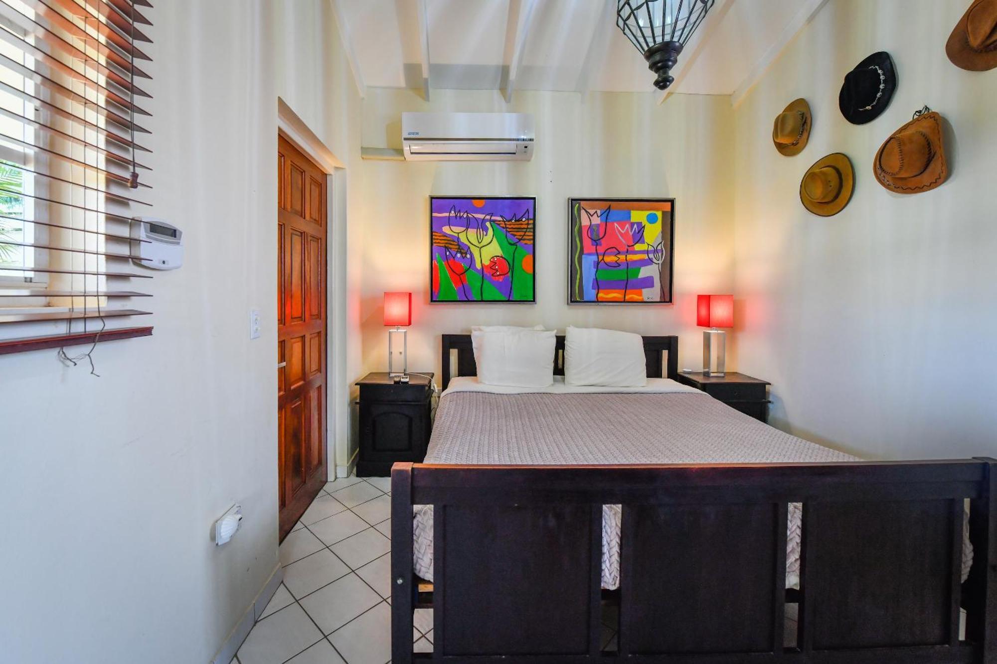 Brisas Studio Apartments (Adults Only) パームビーチ エクステリア 写真
